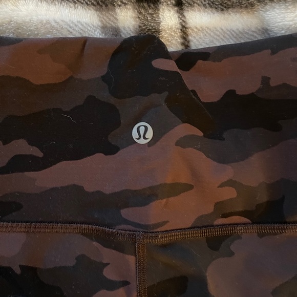 Lululemon camo leggings - Picture 2 of 3